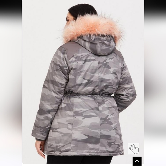 Torrid camo cold weatherTwill Fur Lined Parka size 3! New Without tags! - Picture 3 of 16